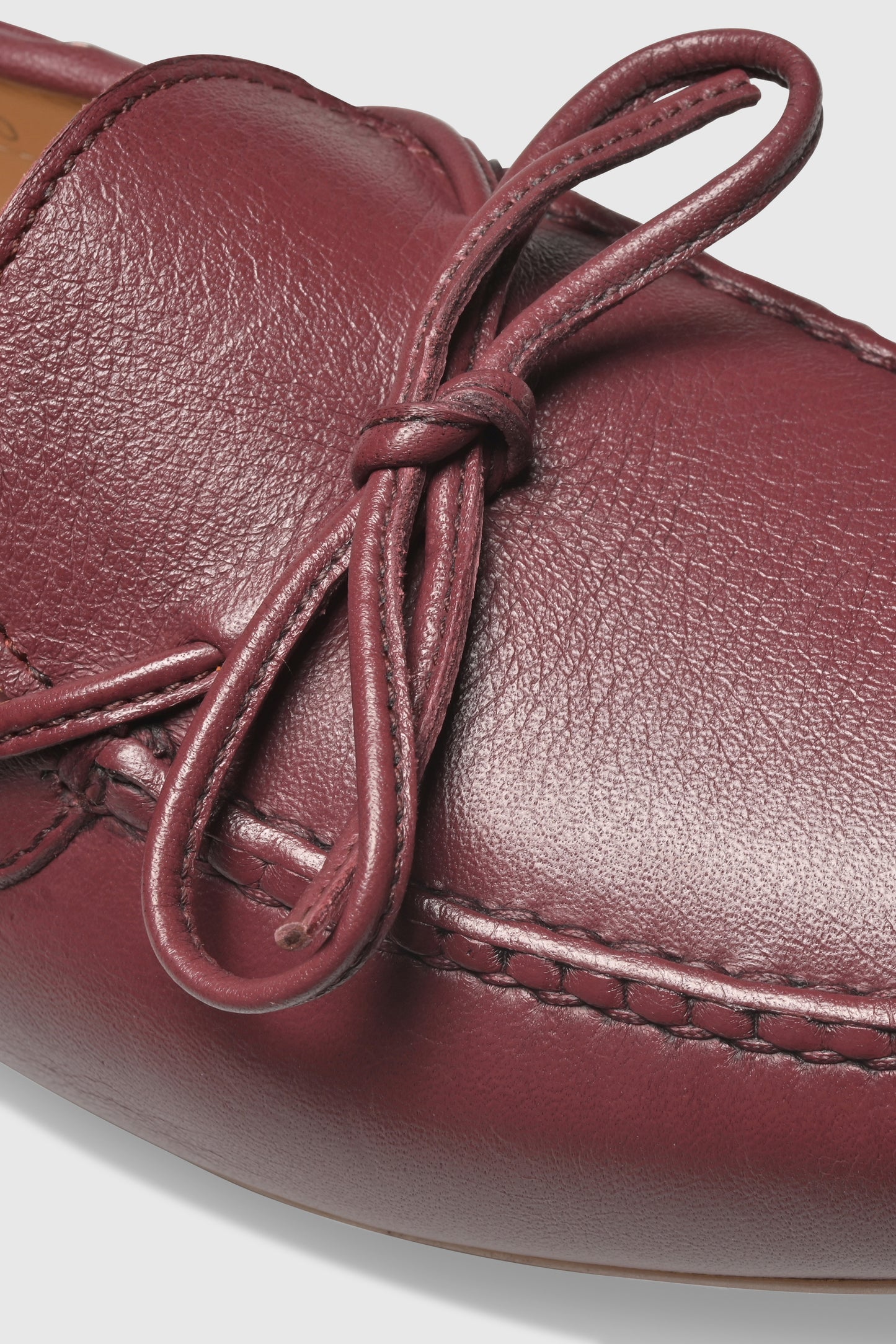 Loafer U102 Mousse Ruby
