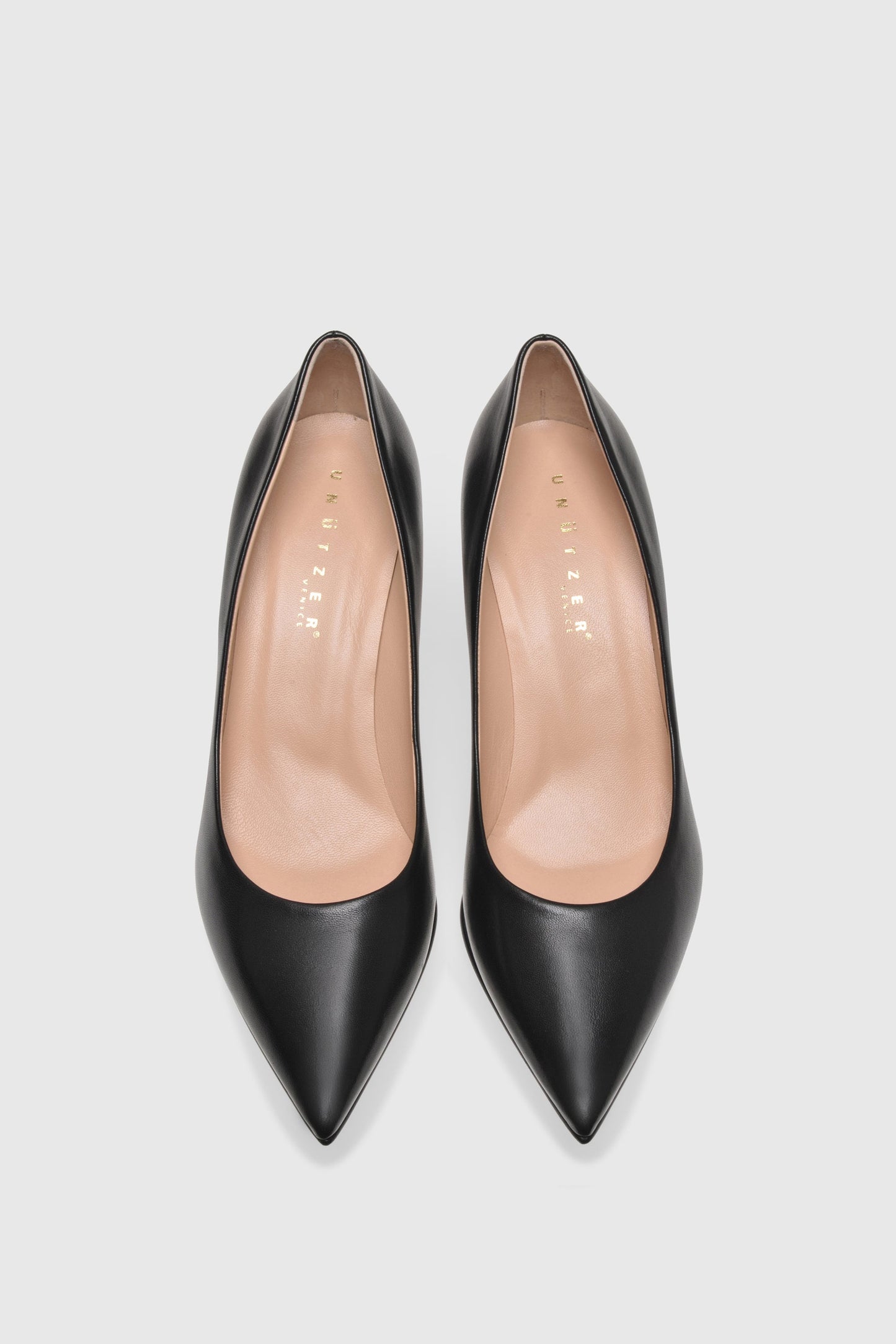 Pump 7169 Nappa Black