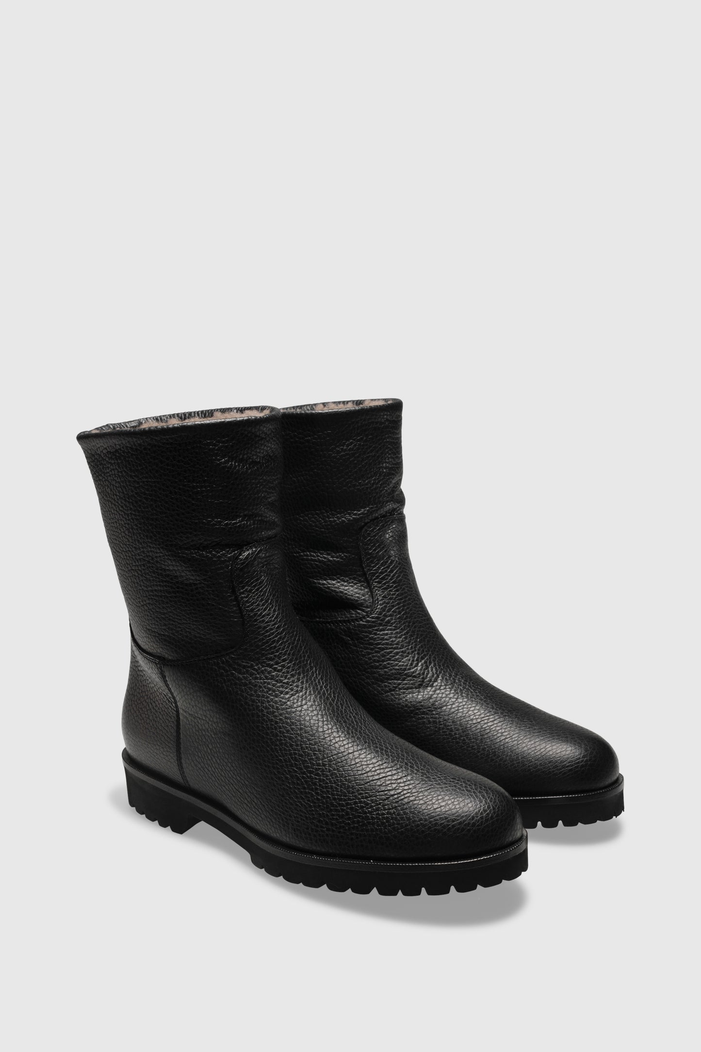 Ankle boots 7334 Eureka Black Shearling Beige