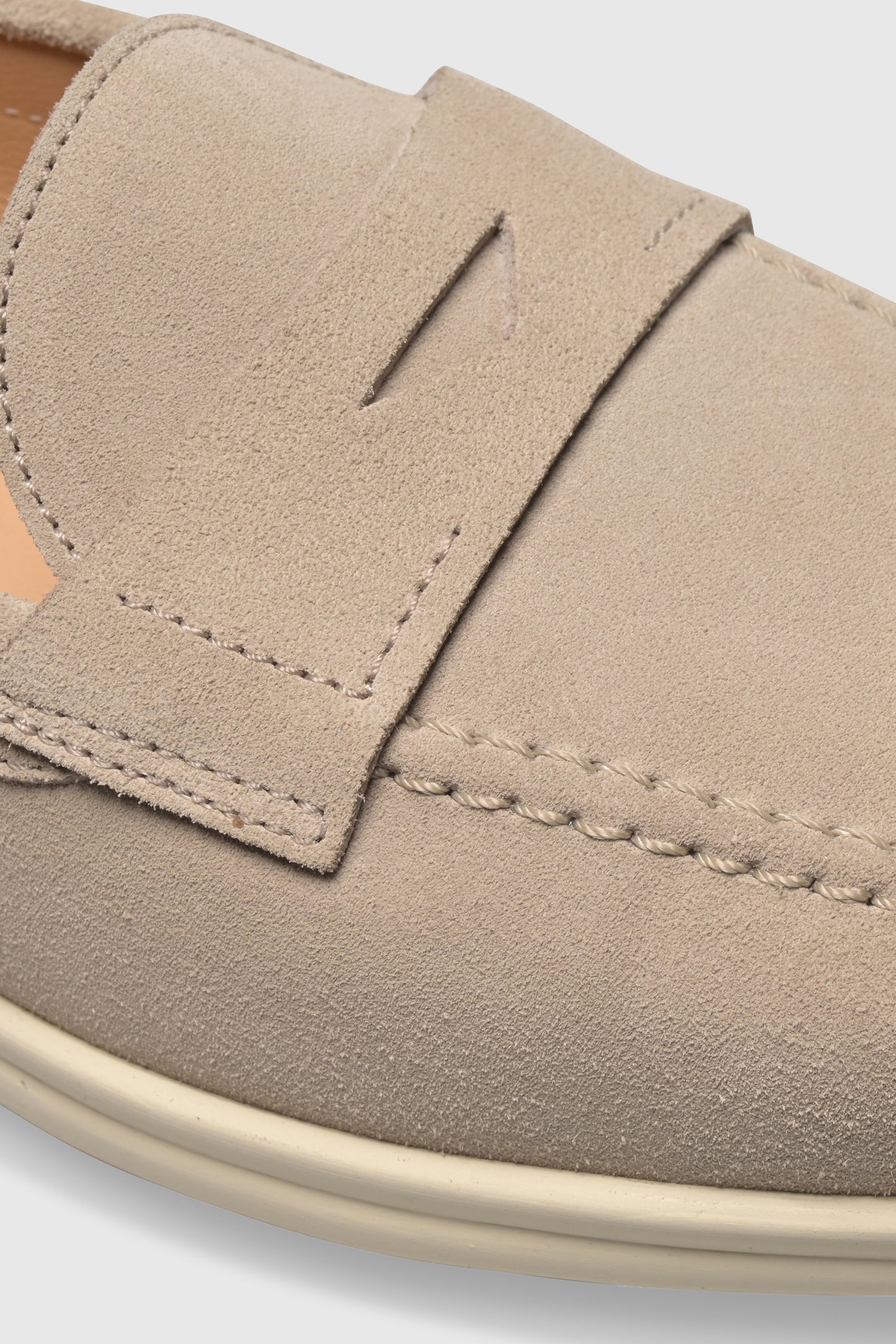 Loafer U130 Velour Sand