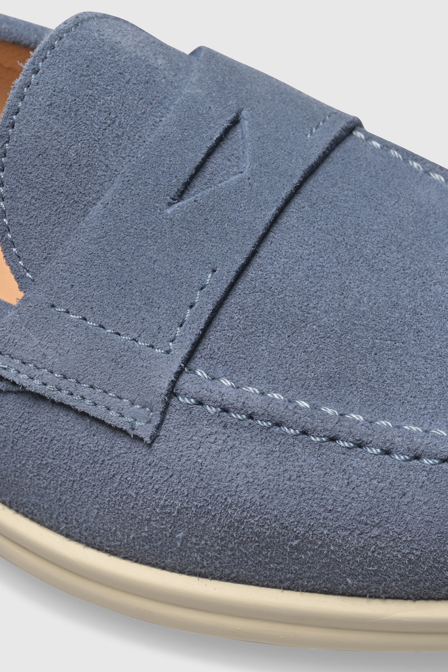 Loafer U130 Velour Light Blue