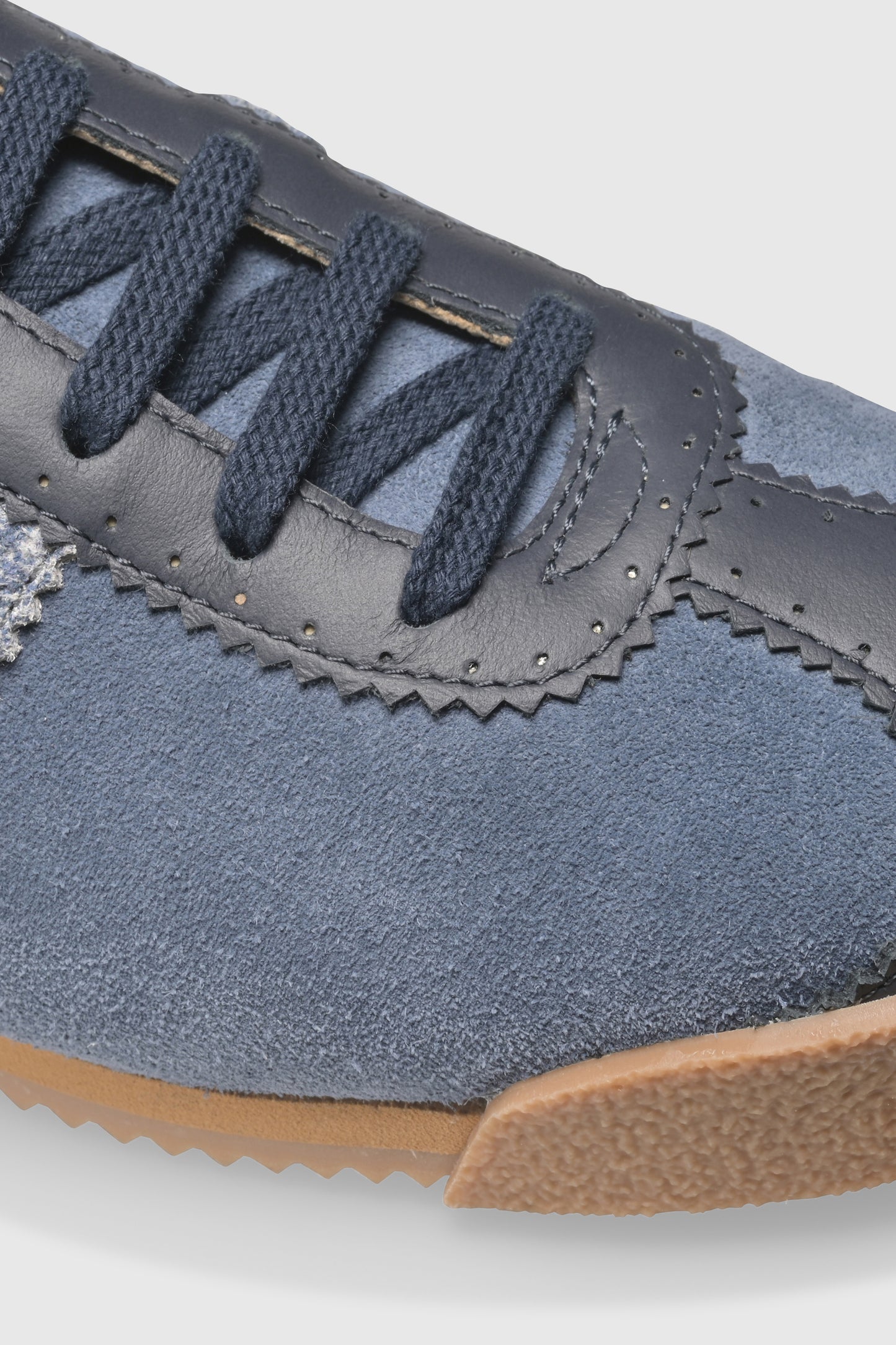 Sneaker 9230 Velour Nappa Fuzzy Velour Light Blue