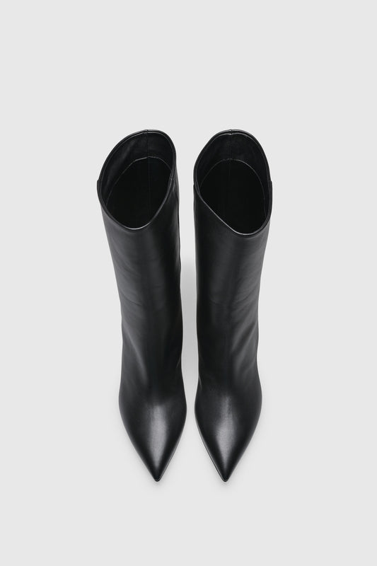 Boot 9546