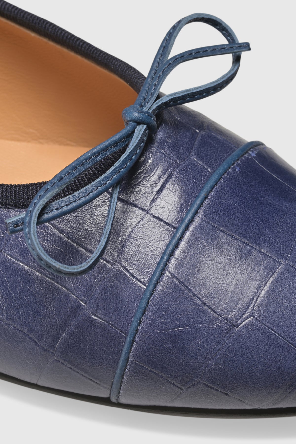 Ballerina 963 Embossed Leather