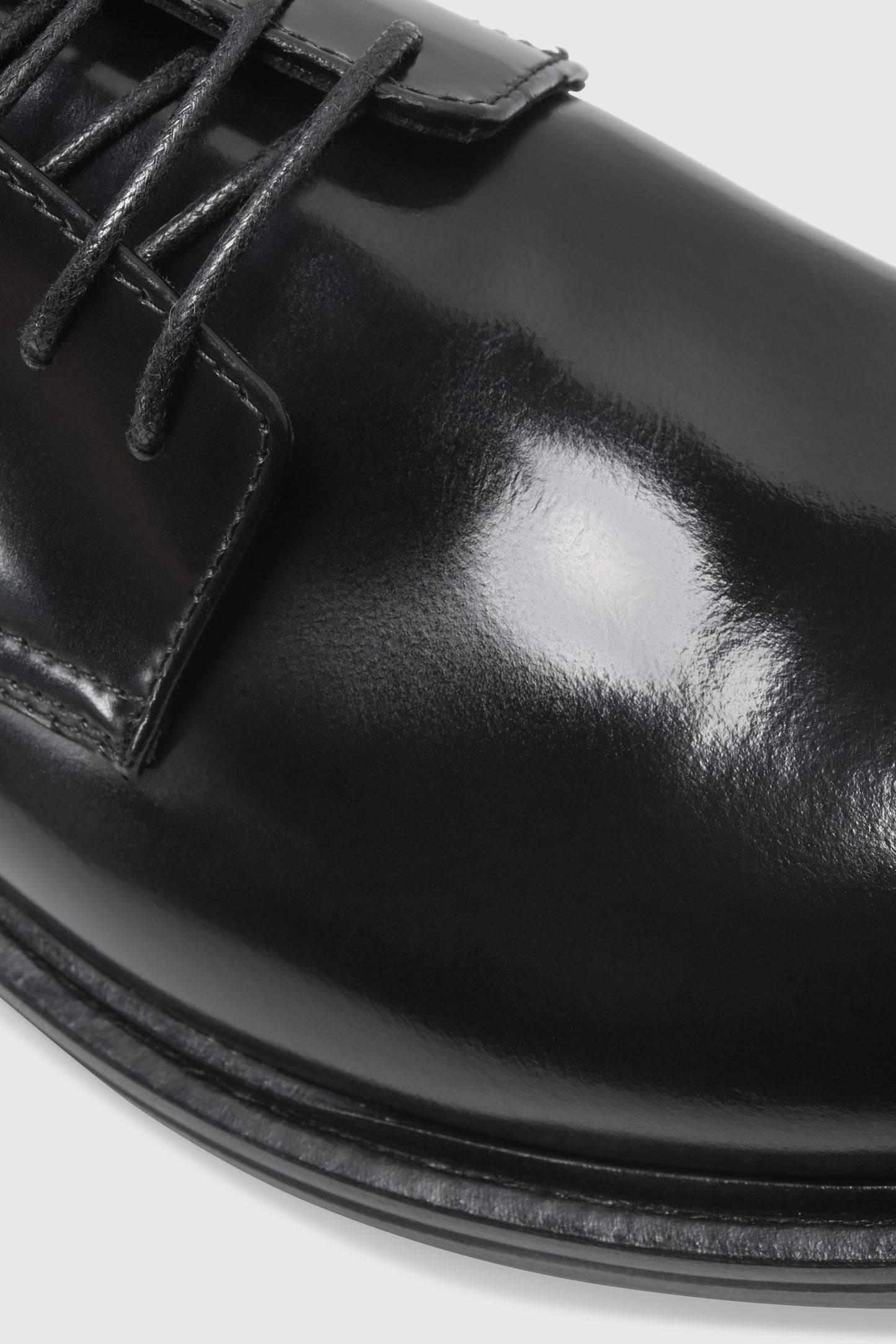 Lace up 9534 Spazzolato Black