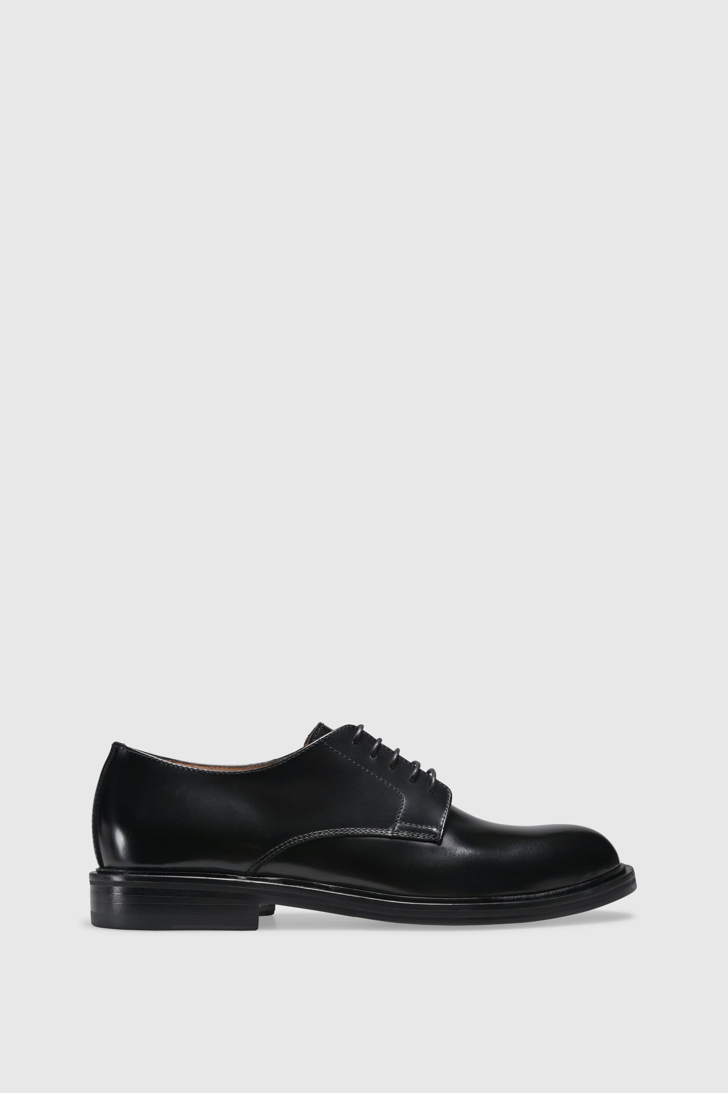 Lace up 9534 Spazzolato Black