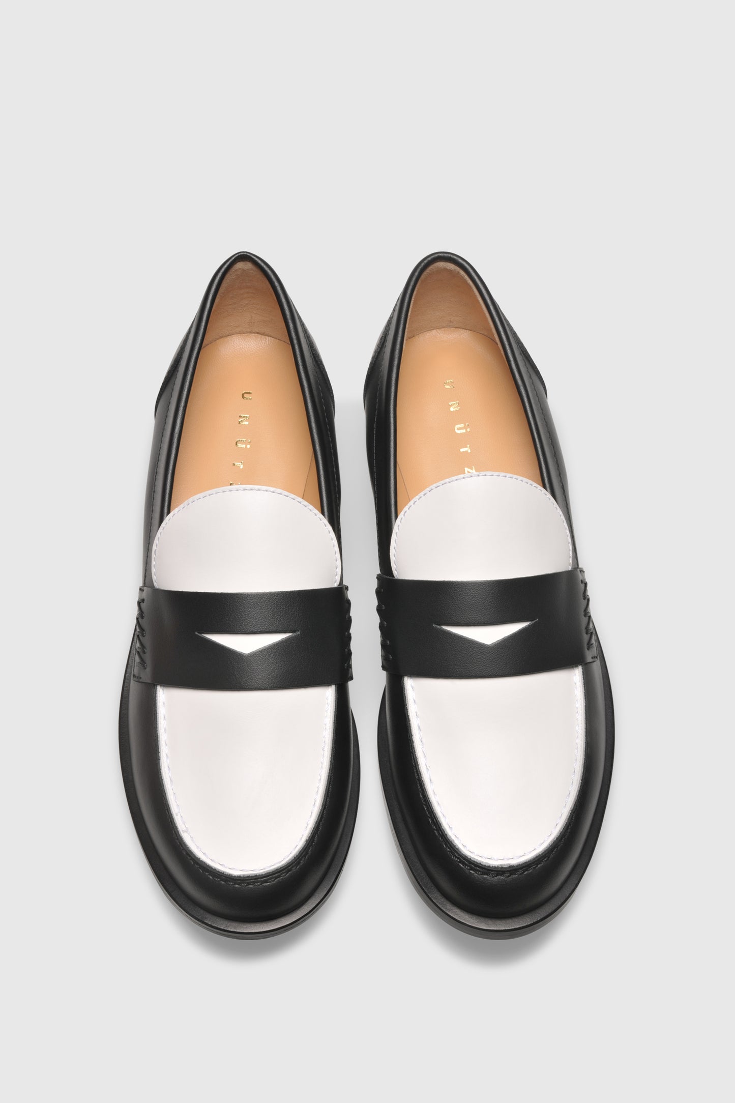 Loafer 9250 Vitello Black White