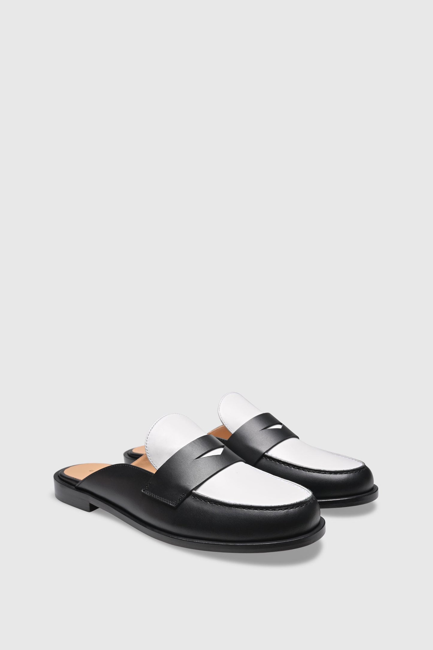 Mules 9408