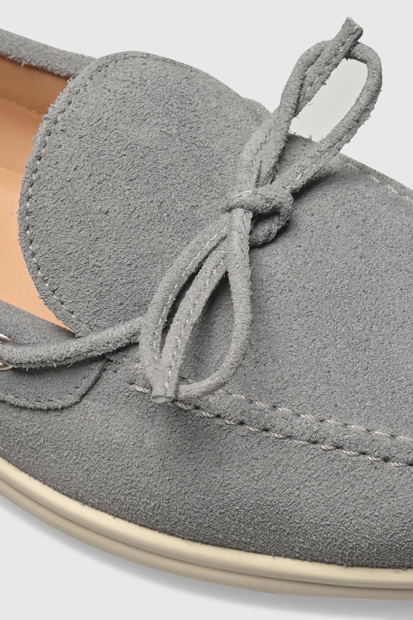 Loafer U122 Velour Dove